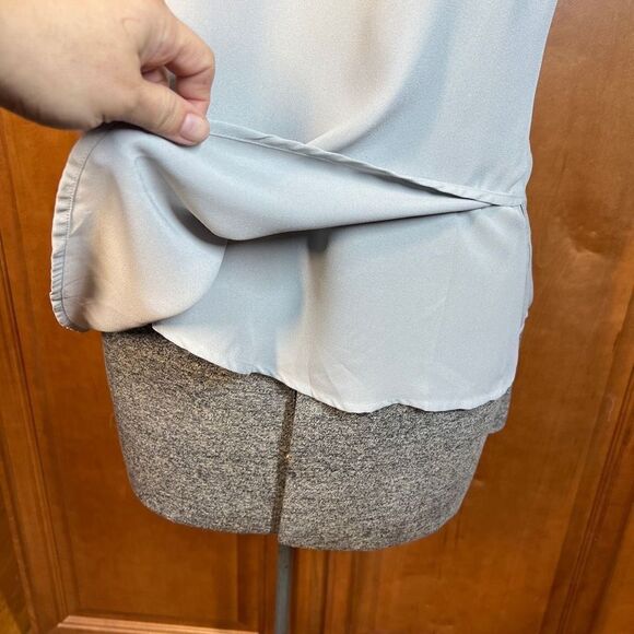 💜 3/30 6/50 Banana Republic Racerback Lightweight Tank  in Sidewalk Gray Size S - Picture 10 of 13